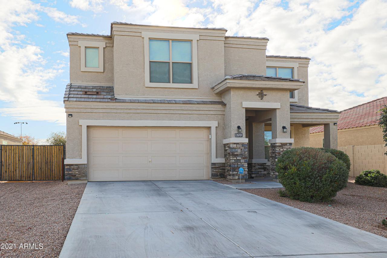 35737 N Loemann Dr., San Tan Valley, AZ 85143
