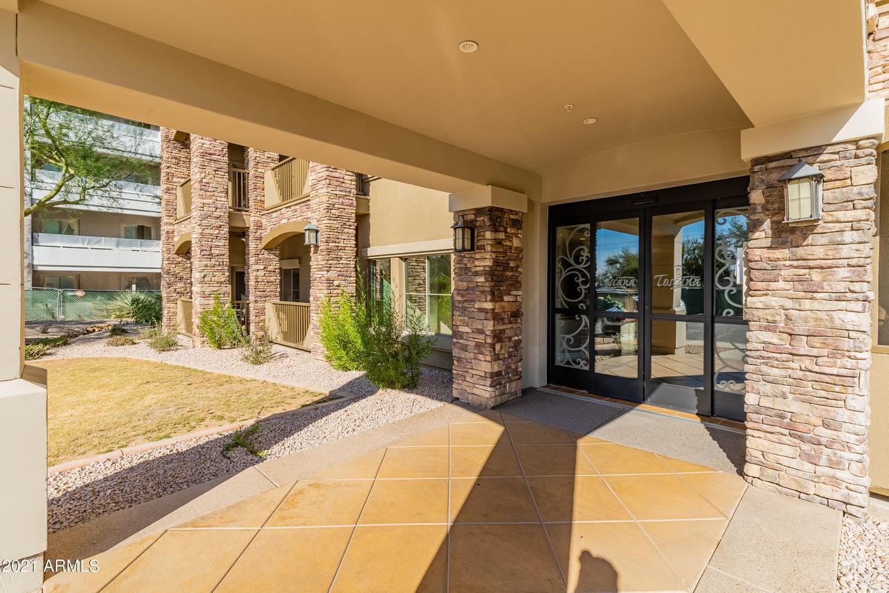 5350 E Deer Valley Dr. #2403, Phoenix, AZ 85054