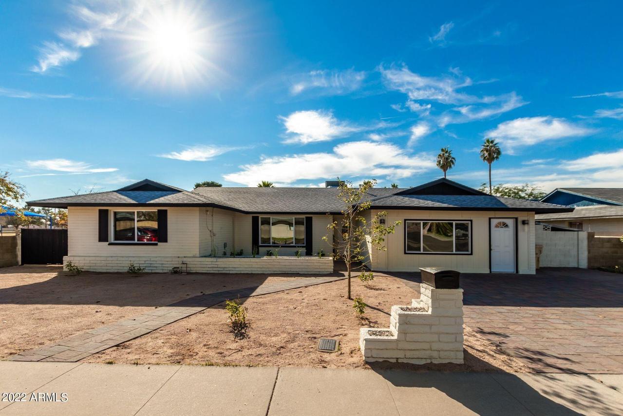 4601 W San Juan Ave., Glendale, AZ 85301