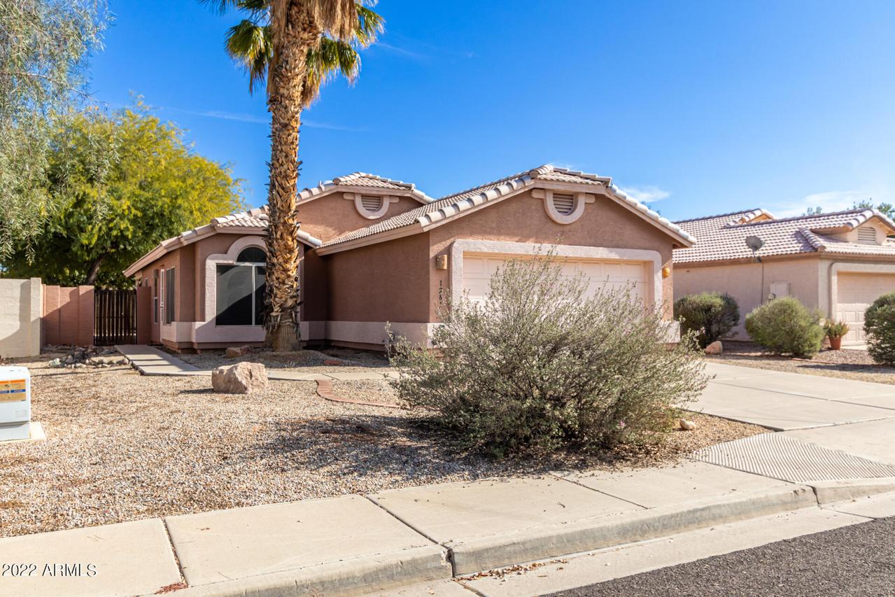 1281 S Saguaro St., Gilbert, AZ 85233