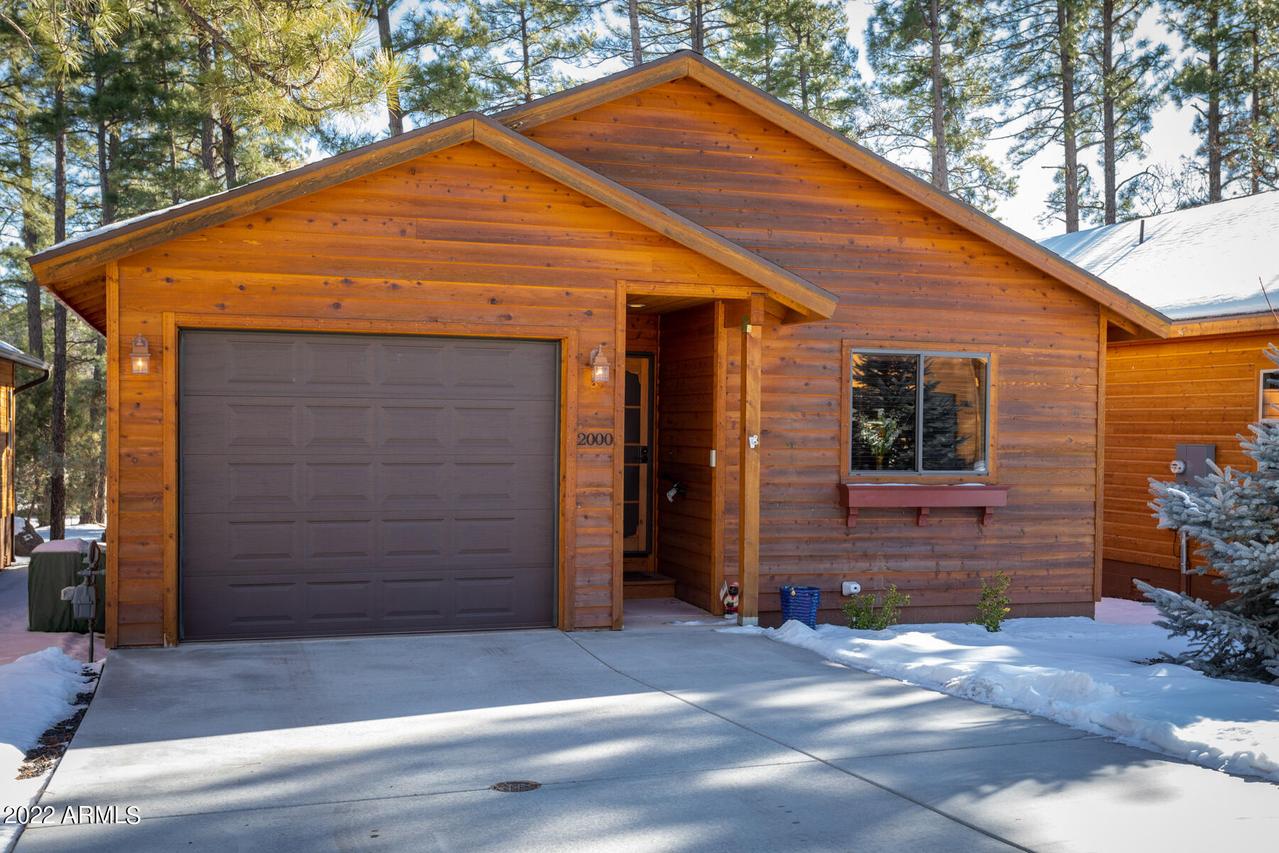 2000 N Lake Breeze Rd., Lakeside, AZ 85929