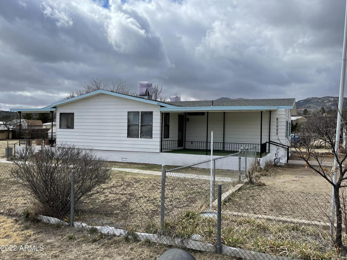 18350 S Pioneer Ave., Peeples Valley, AZ 86332