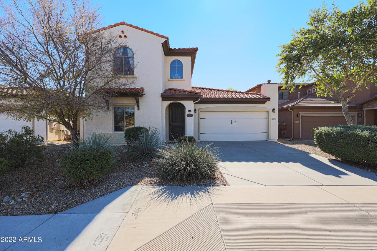 5519 W Molly Ln., Phoenix, AZ 85083