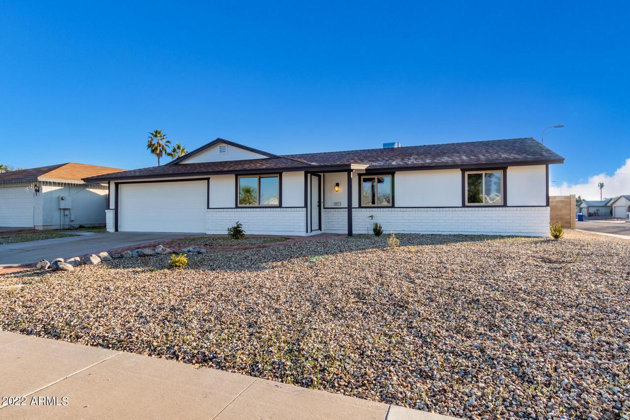 2011 N Central Dr., Chandler, AZ 85224