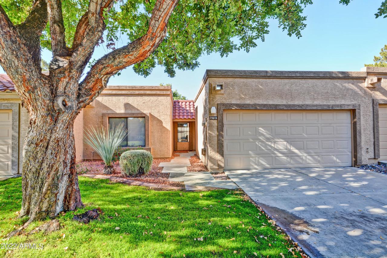 19606 N 97th Ln., Peoria, AZ 85382
