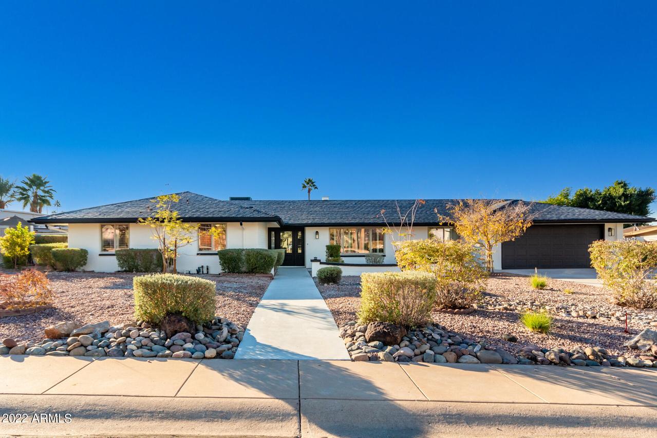 2037 E State Ave., Phoenix, AZ 85020
