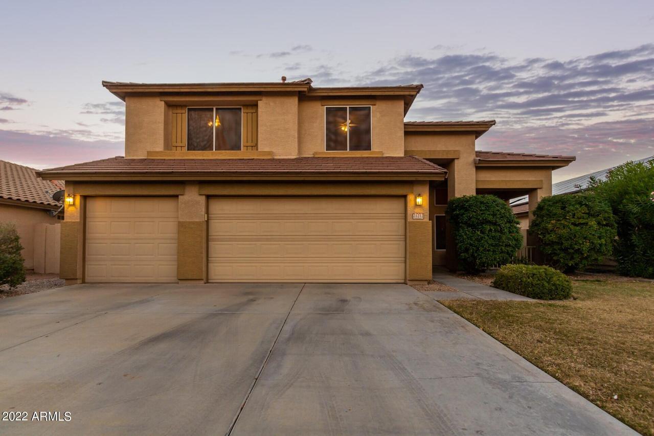 21212 N 82nd Ln., Peoria, AZ 85382