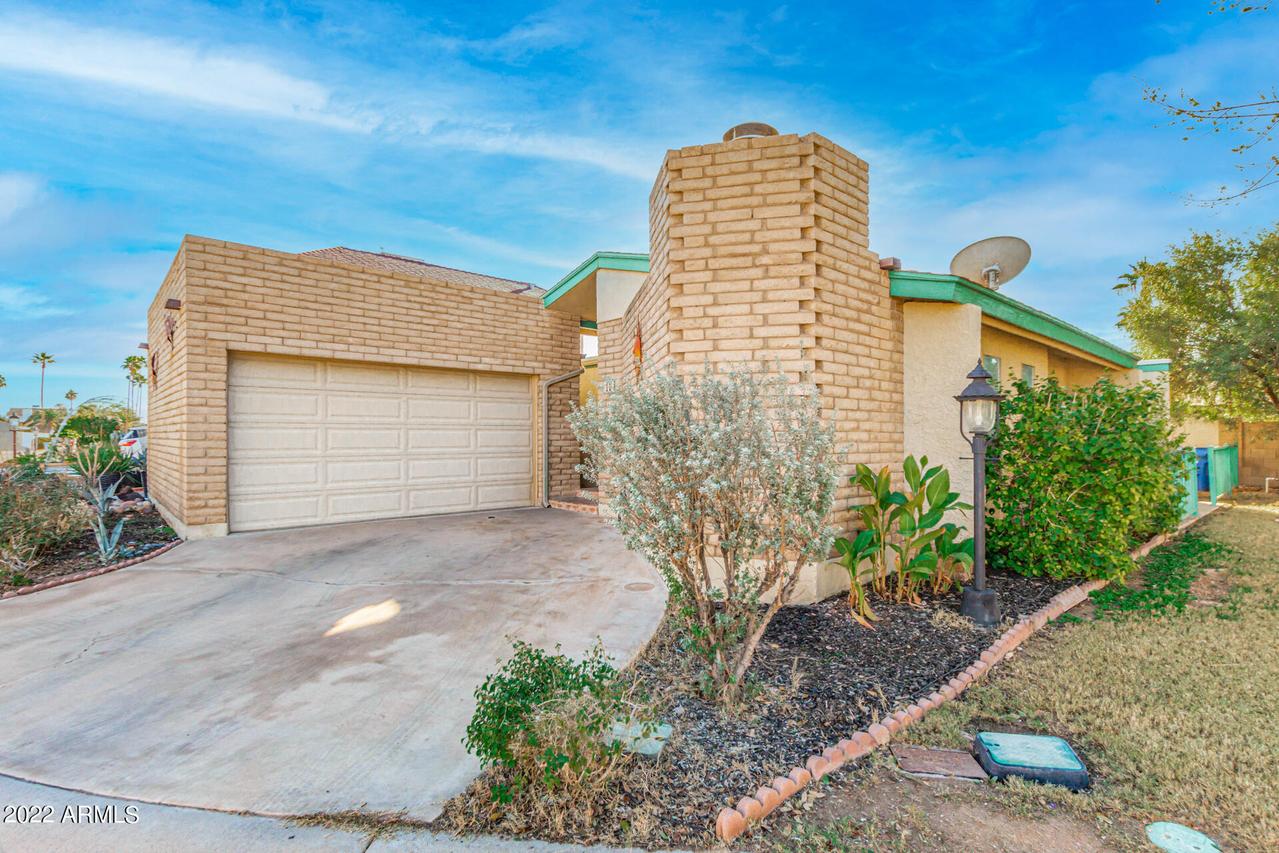 2044 S Don Carlos #10, Mesa, AZ 85202