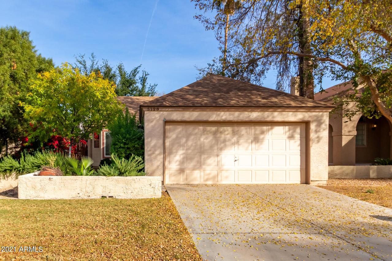 5128 W Jupiter Way, Chandler, AZ 85226