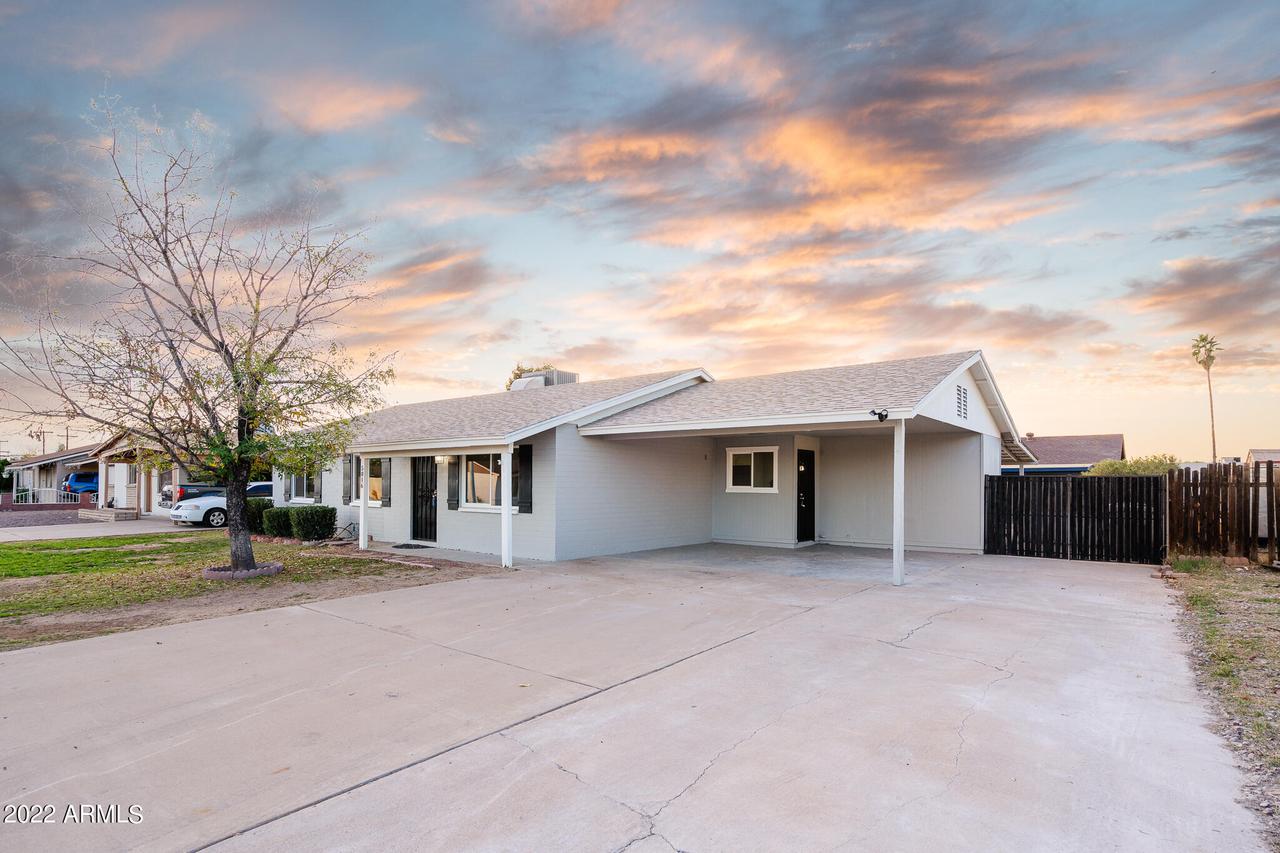 5016 N 68th Dr., Glendale, AZ 85303