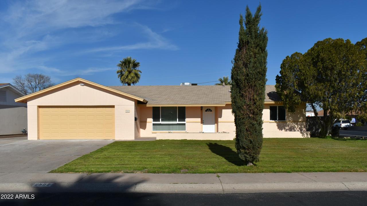 2502 W Corrine Dr., Phoenix, AZ 85029