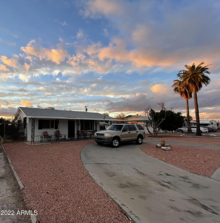 12648 N 111th Ave., Youngtown, AZ 85363