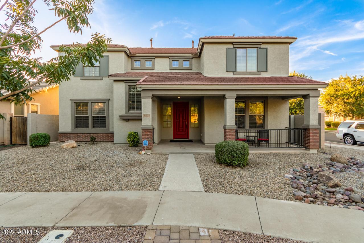 1692 S Rockwell St., Gilbert, AZ 85295
