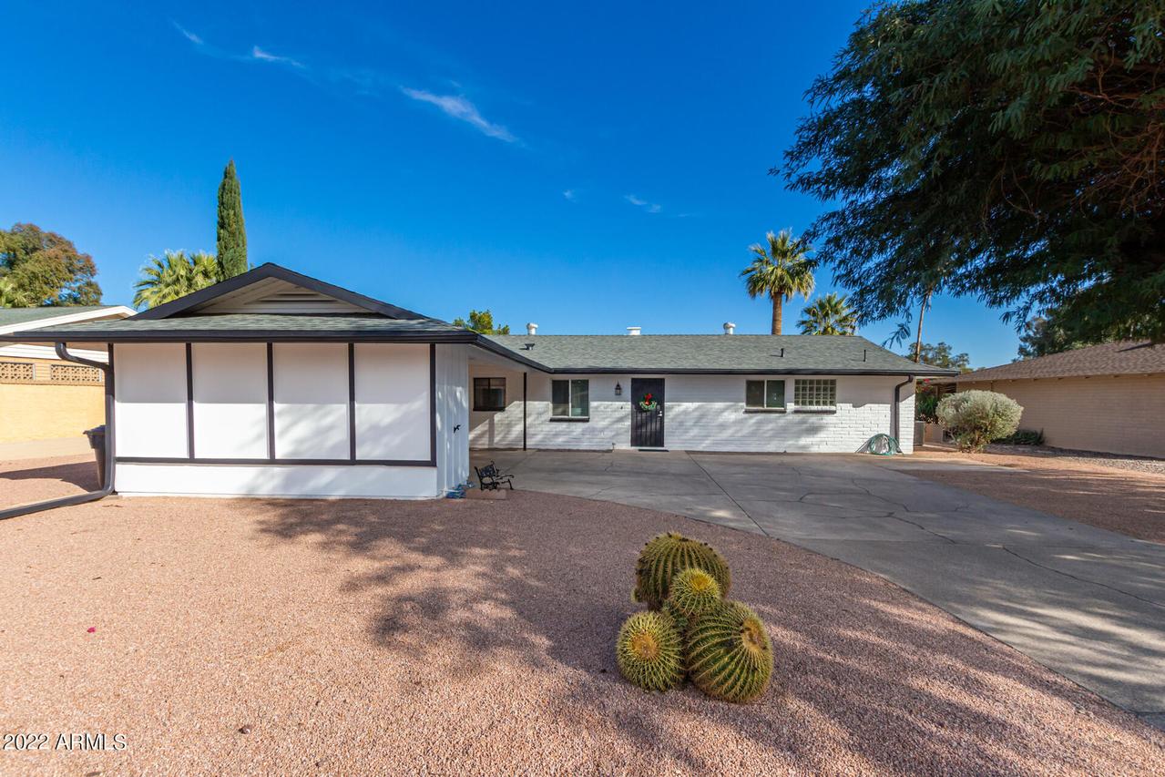 707 S Revolta Cir., Mesa, AZ 85208