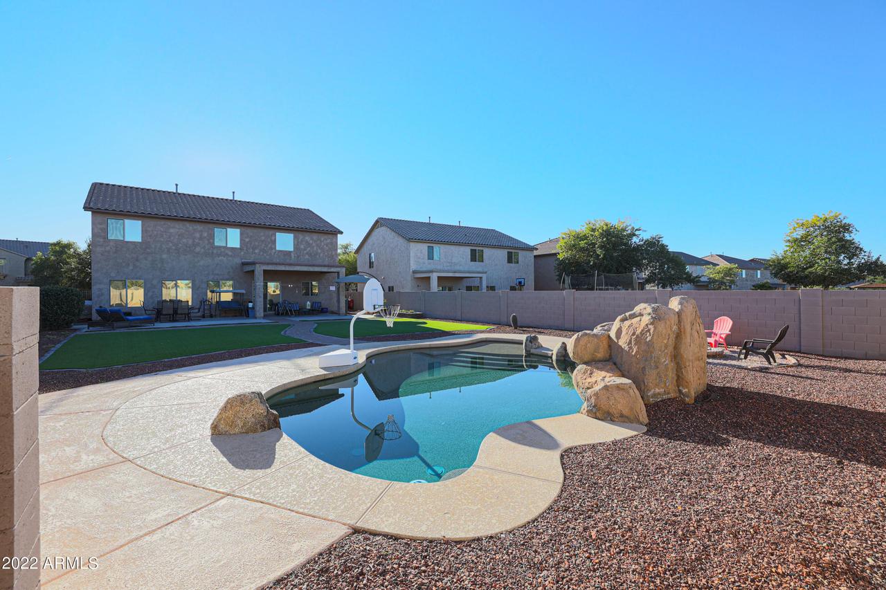 3570 N 301st Ln., Buckeye, AZ 85396