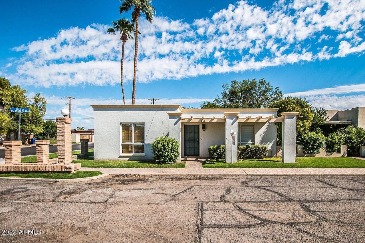 561 N Hobson Plz., Mesa, AZ 85203