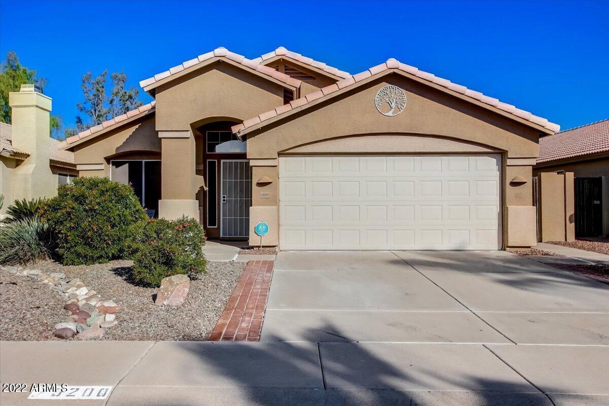 5200 W Glenview Pl., Chandler, AZ 85226