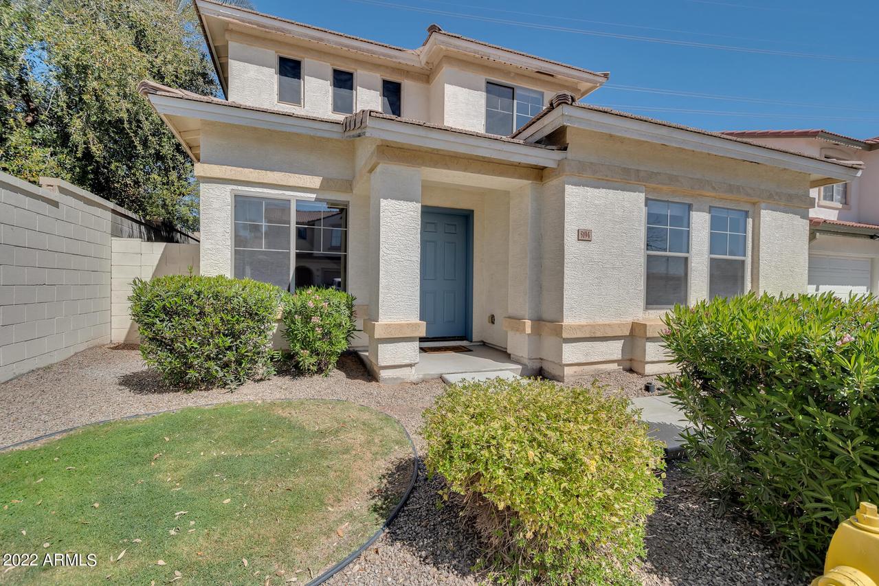 5194 W Shaw Butte Dr., Glendale, AZ 85304