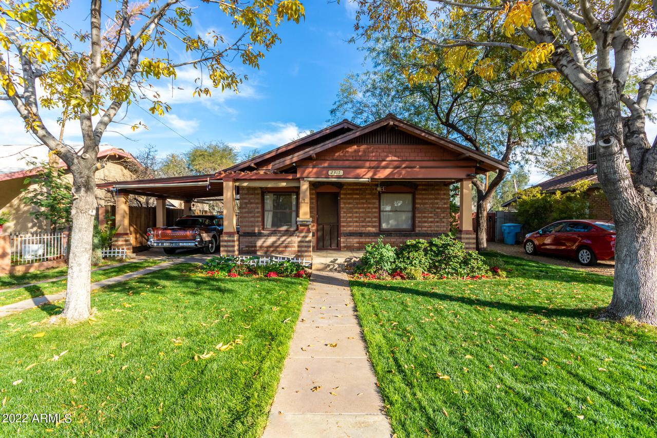 2317 N Edgemere St., Phoenix, AZ 85006