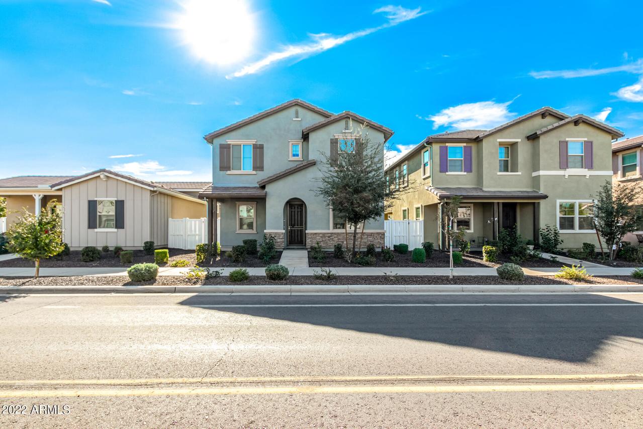 3886 E Robert St., Gilbert, AZ 85295