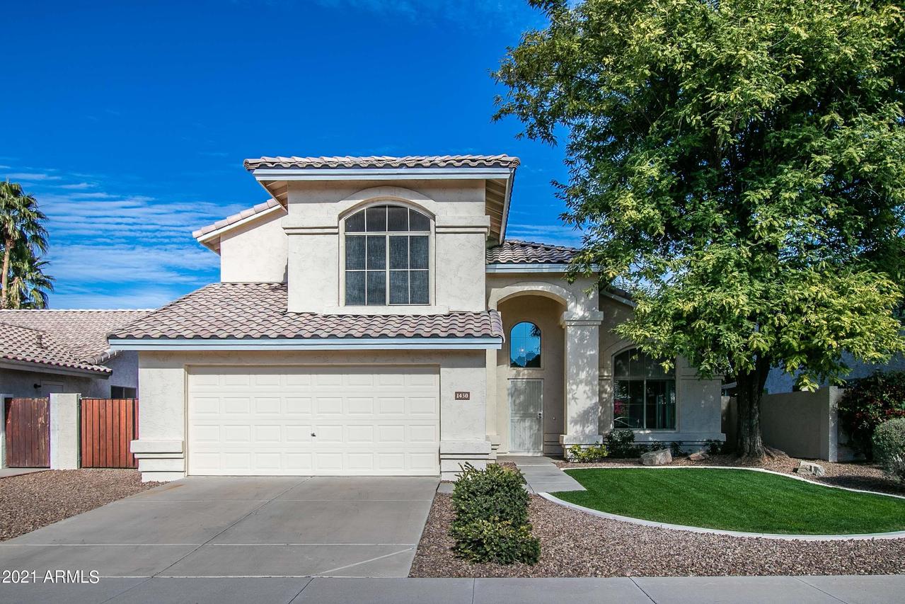 1430 W Canary Way, Chandler, AZ 85286