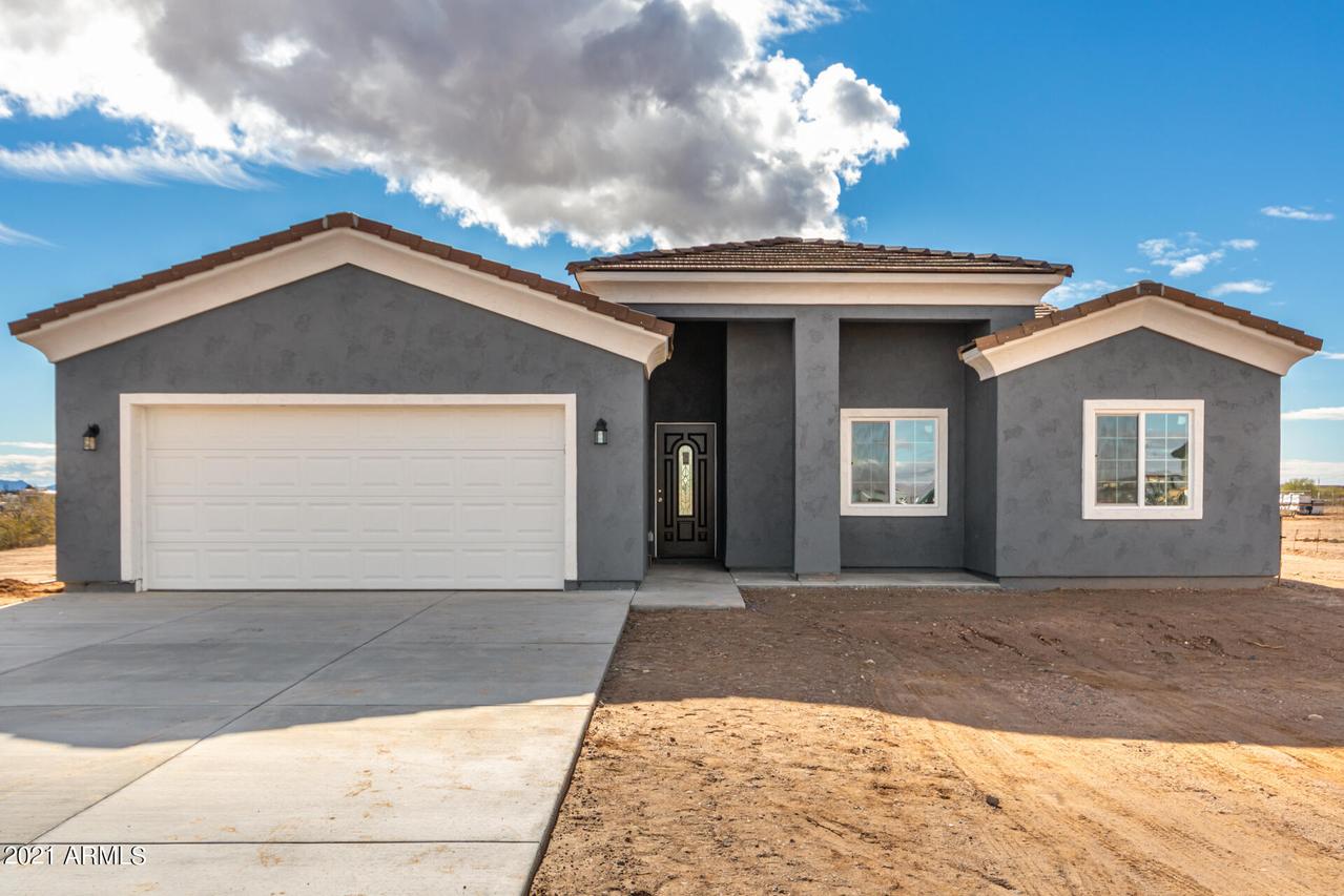 37429 W La Canada Blvd., Tonopah, AZ 85354