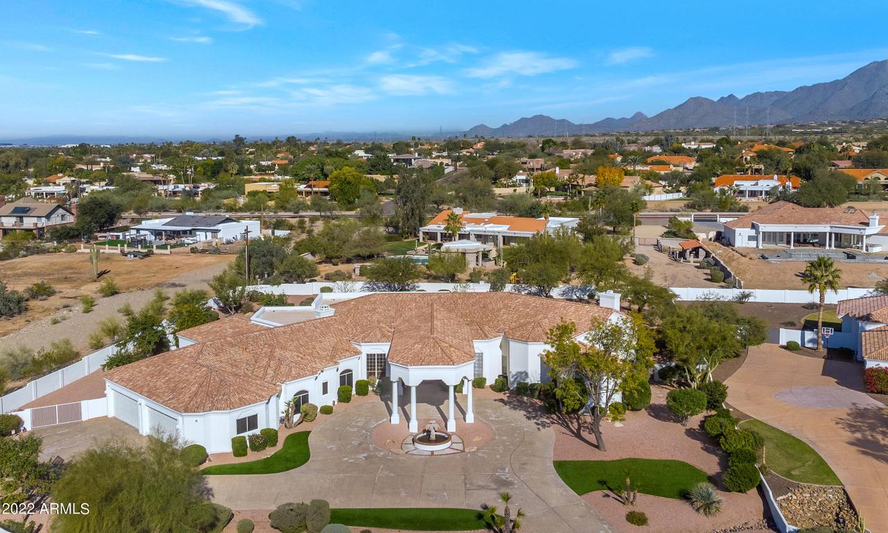 10642 E Laurel Ln., Scottsdale, AZ 85259