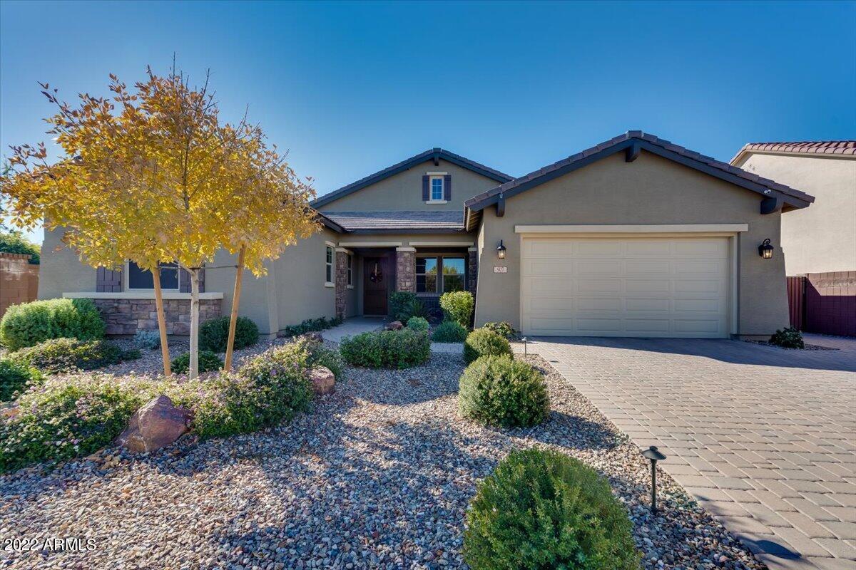 907 W Pagoda Ave., San Tan Valley, AZ 85140