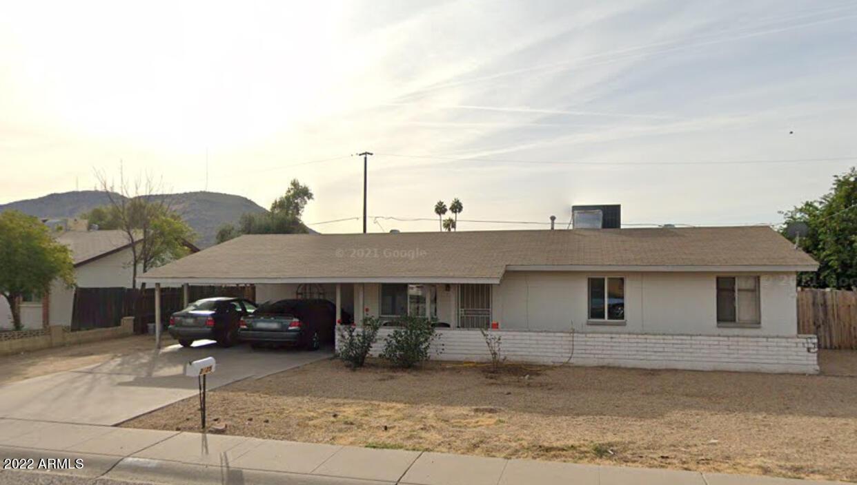 2025 W Eugie Ave., Phoenix, AZ 85029