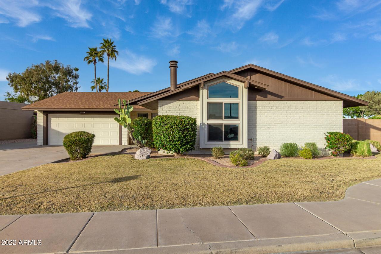 1318 W Nopal Ave., Mesa, AZ 85202