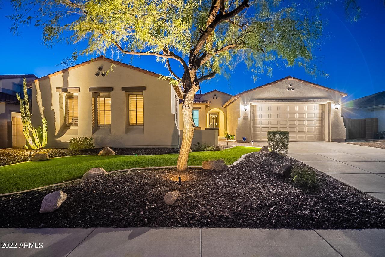 12384 W Milton Dr., Peoria, AZ 85383