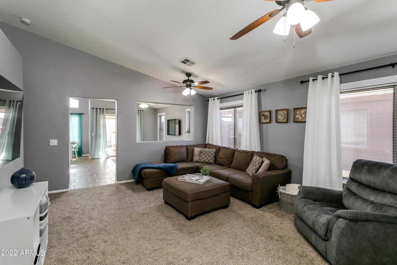 15947 W Smokey Dr., Surprise, AZ 85374