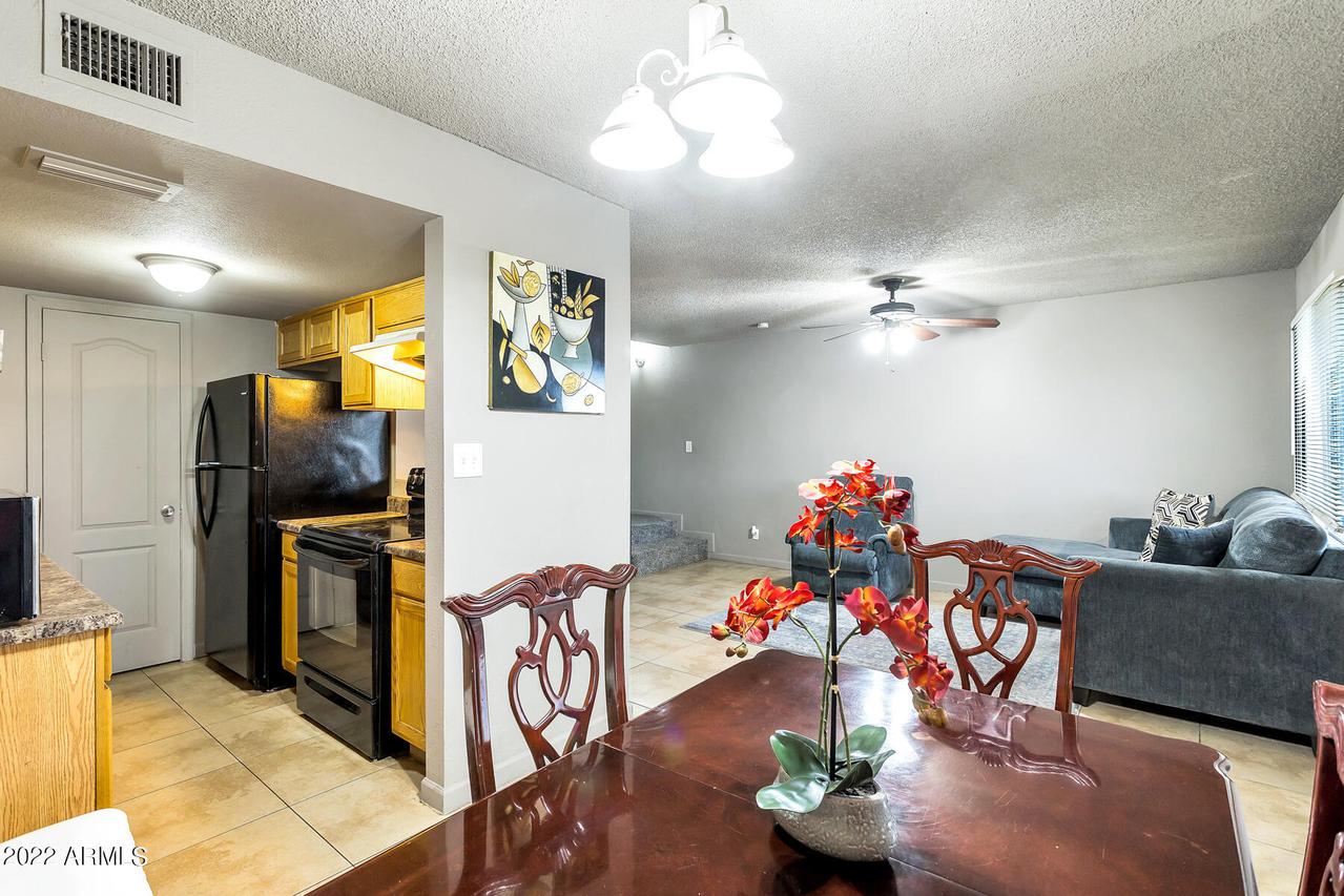 4265 N 68th Ln., Phoenix, AZ 85033