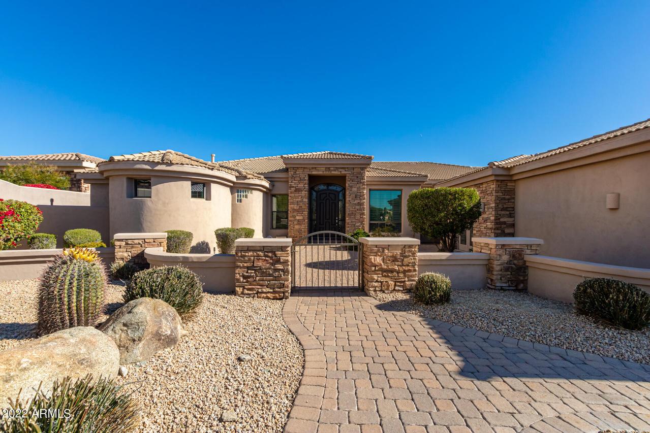 14609 S 1st St., Phoenix, AZ 85048