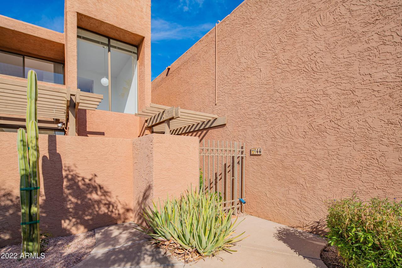 7401 N Scottsdale Rd. #44, Scottsdale, AZ 85253