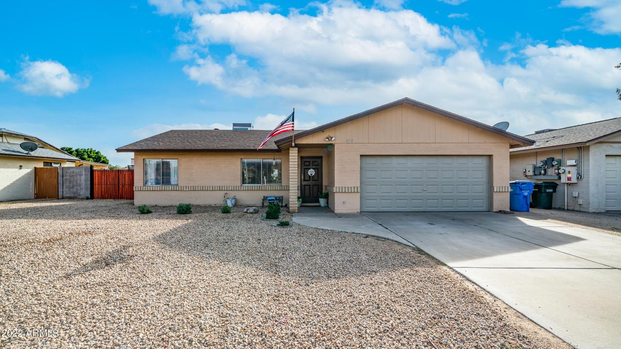 10817 W Campbell Ave., Phoenix, AZ 85037
