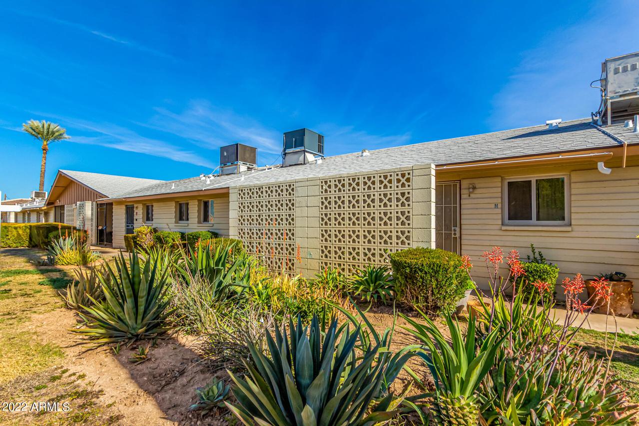 13021 N 113th Ave. #O, Youngtown, AZ 85363