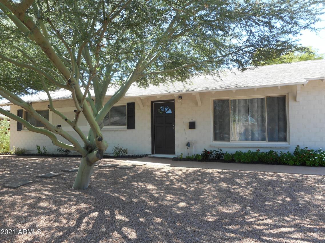 8627 E Sheridan St., Scottsdale, AZ 85257