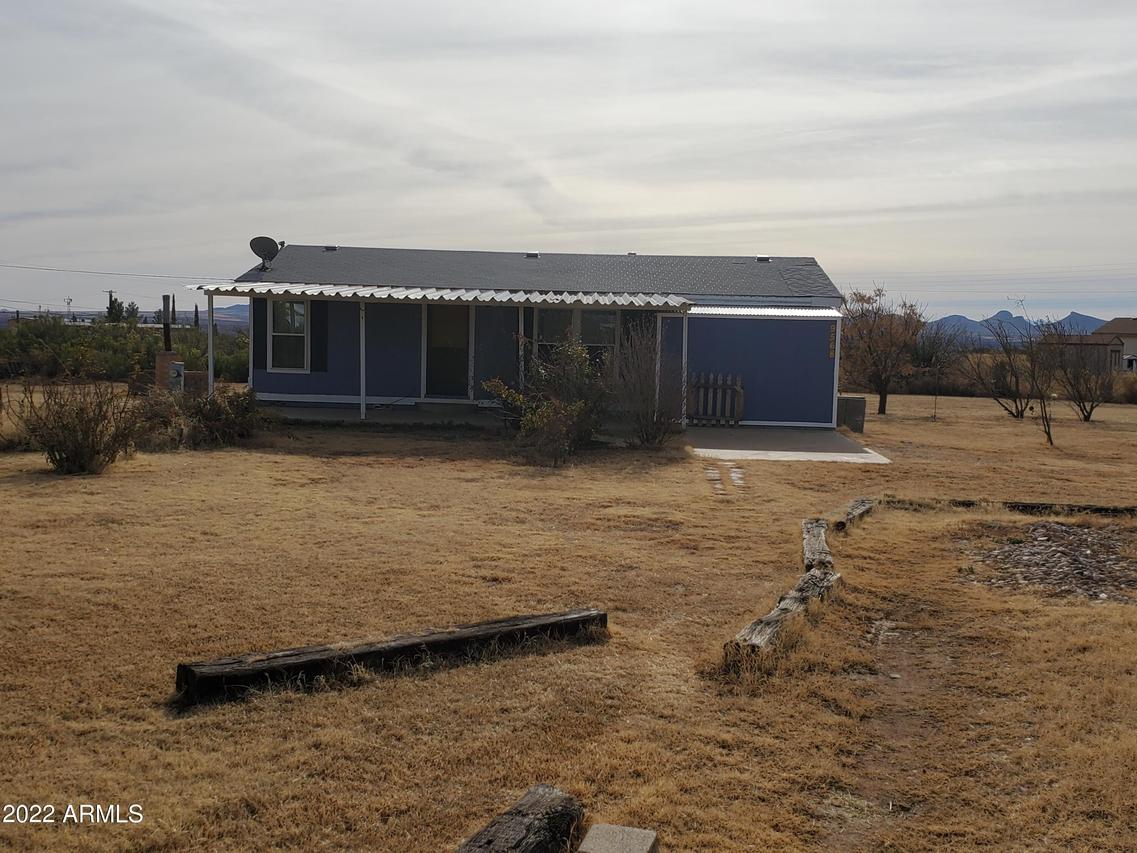 9568 E Olive Ave., Hereford, AZ 85615