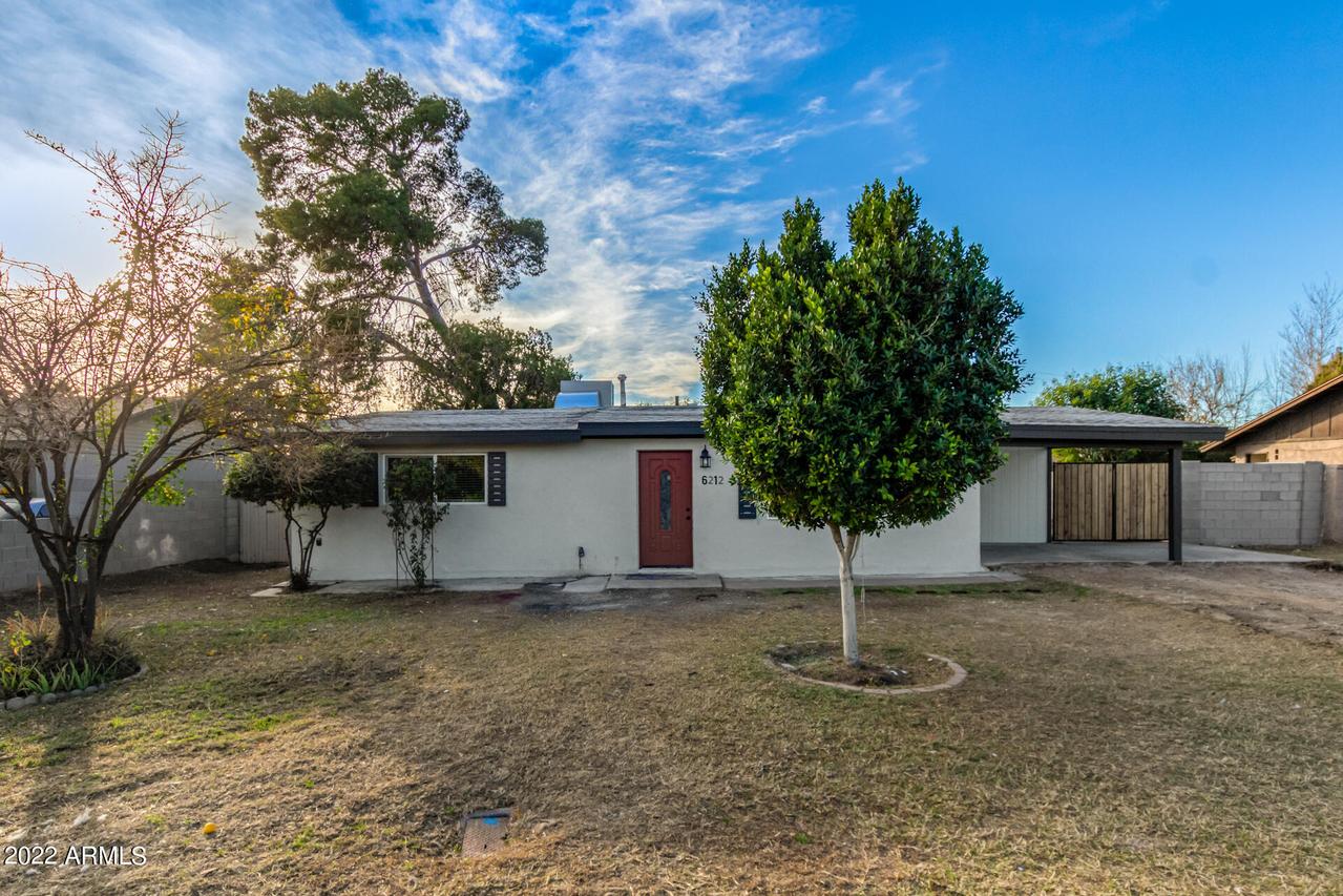 6212 N 47th Ave., Glendale, AZ 85301