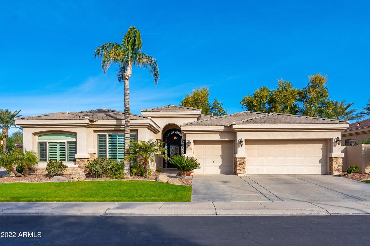1722 W Prescott Dr., Chandler, AZ 85248
