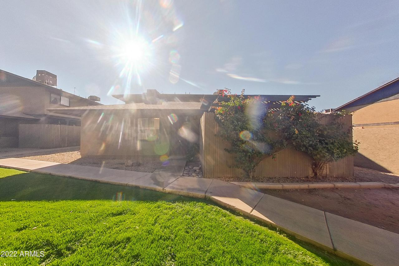 286 W Palomino Dr. #69, Chandler, AZ 85225