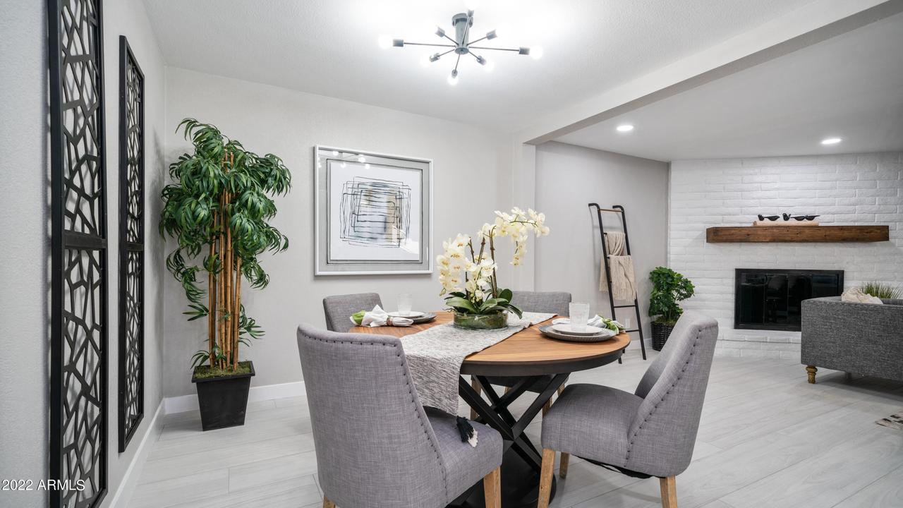 623 E Royal Palm Sq., Phoenix, AZ 85020