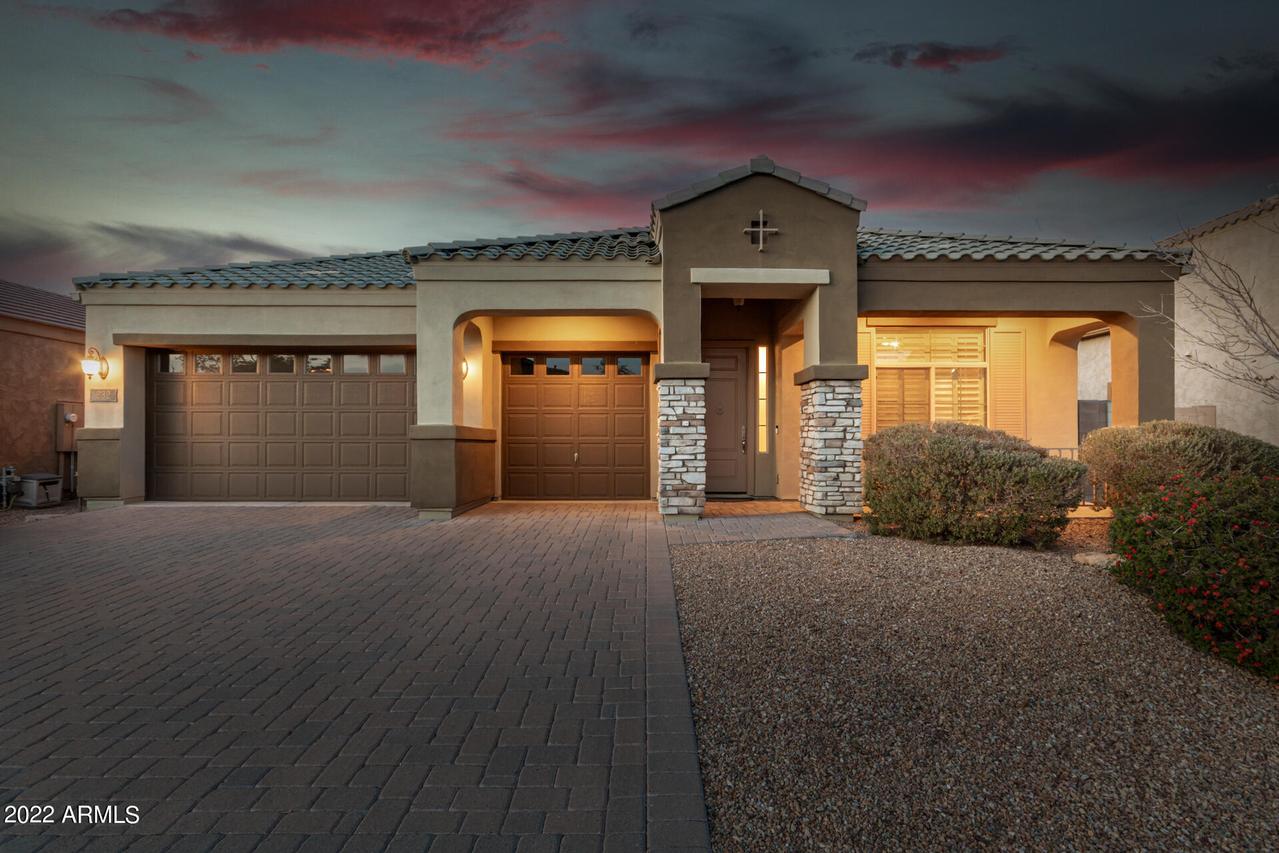 232 E Crescent Pl., Chandler, AZ 85249