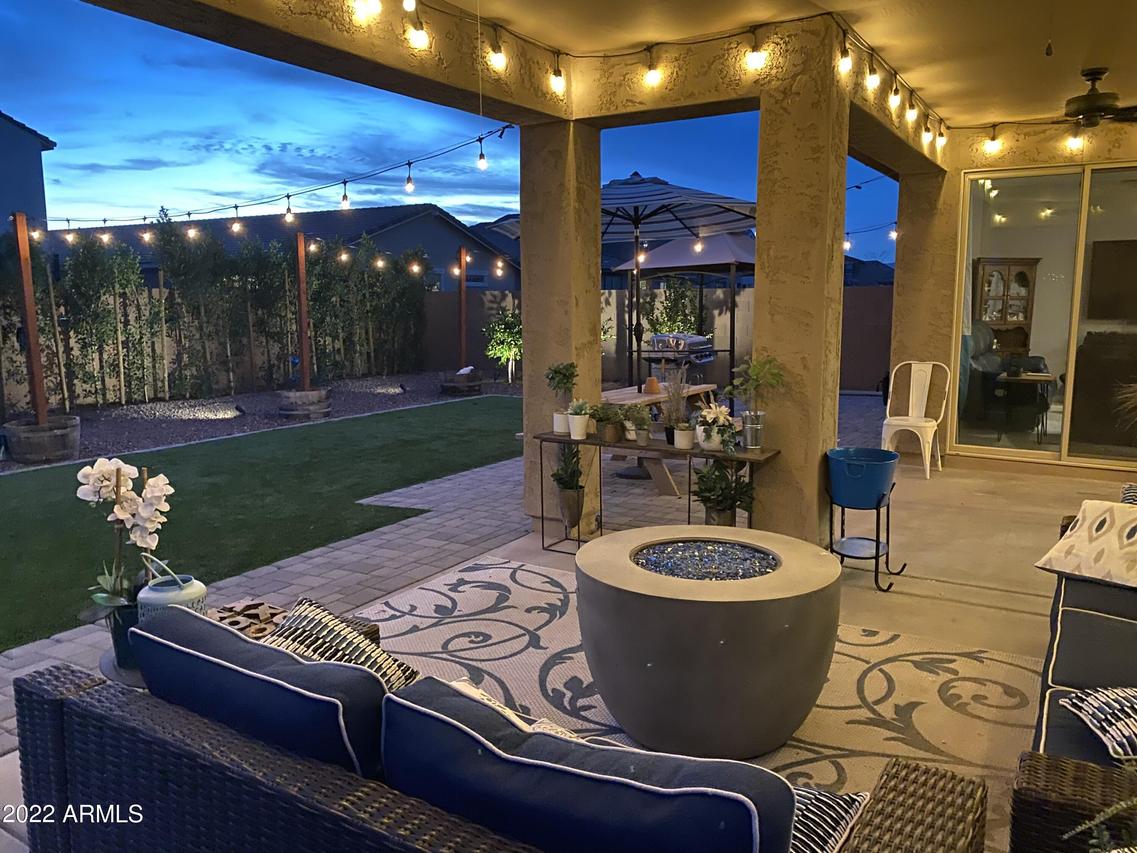 14235 W Old Oak Ln., Surprise, AZ 85379