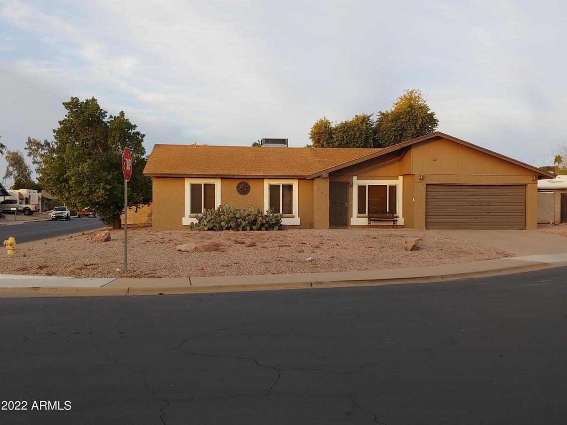 664 W Plata Ave., Mesa, AZ 85210