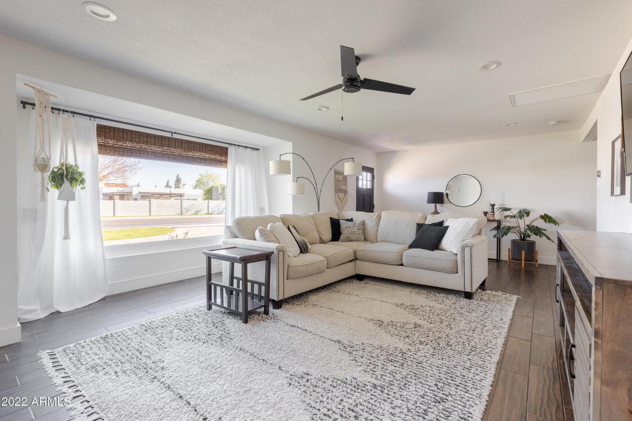5744 N 12th St., Phoenix, AZ 85014