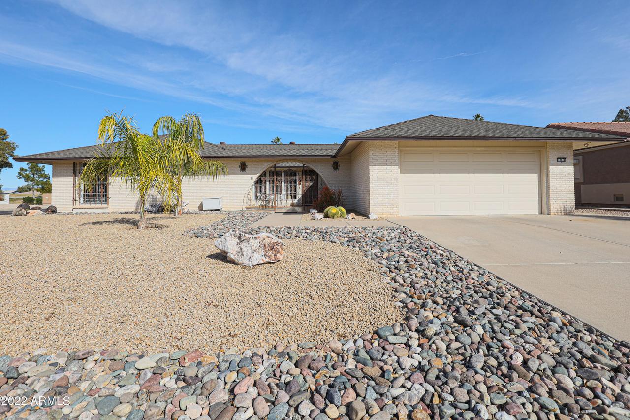 17819 N Lindgren Ave., Sun City, AZ 85373