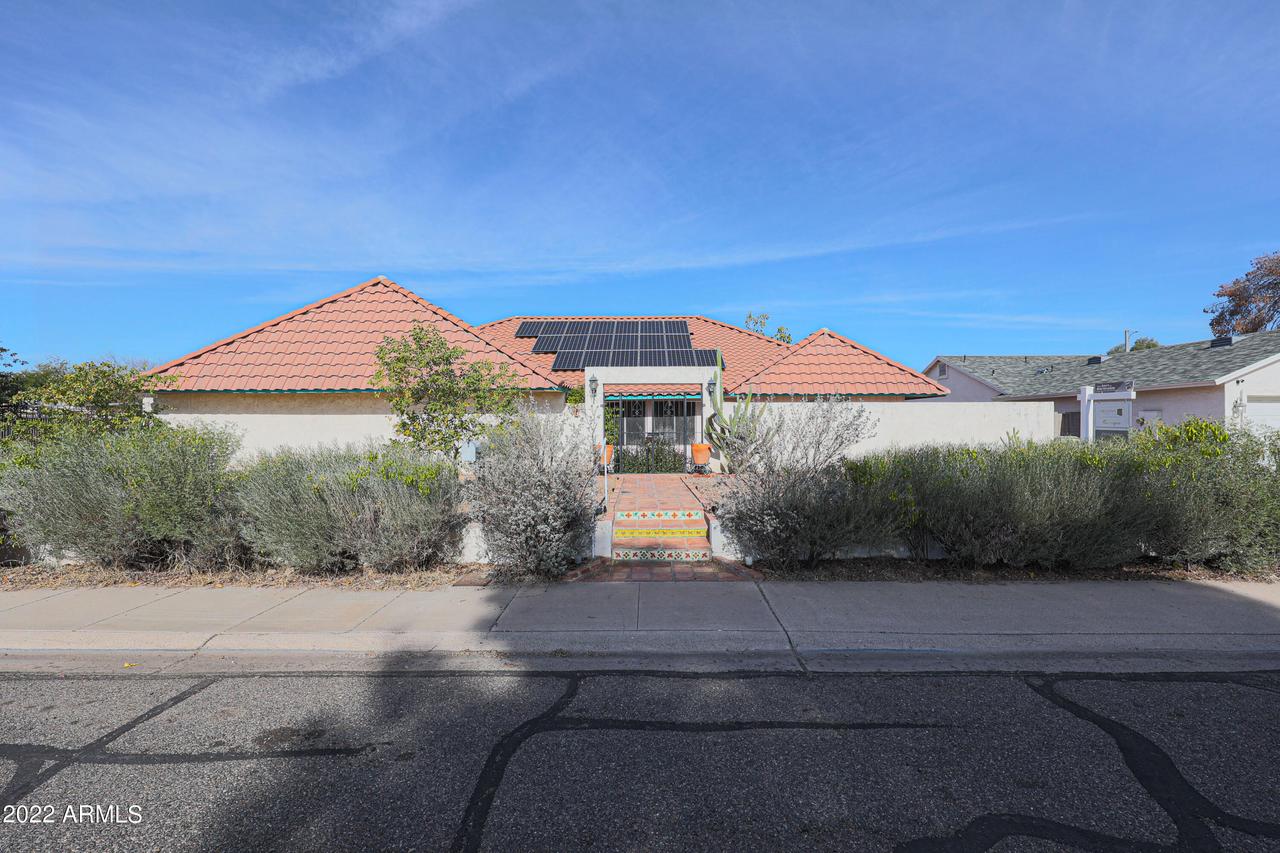 5632 W Frier Dr., Glendale, AZ 85301