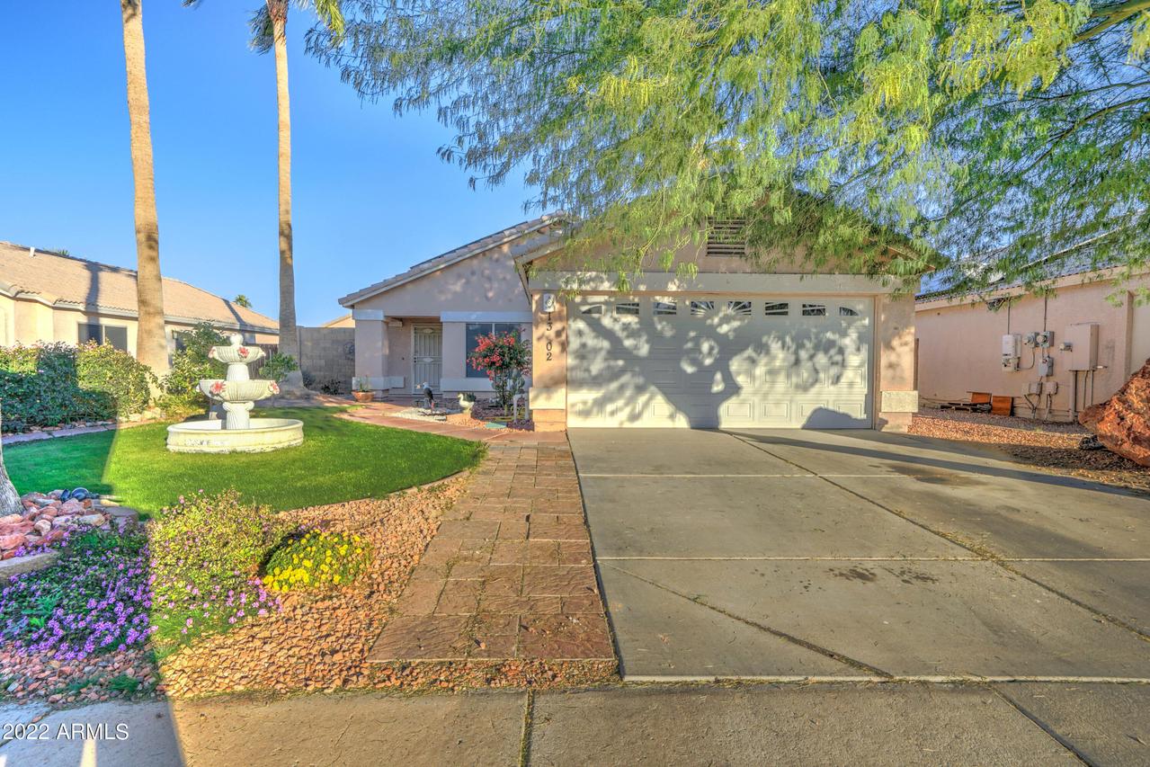 13202 W Saguaro Ln., Surprise, AZ 85374